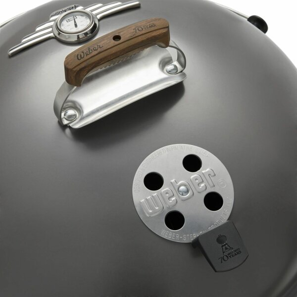Weber® Master-Touch 70th Anniversary Edition Kettle 57cm, Hollywood-Grau